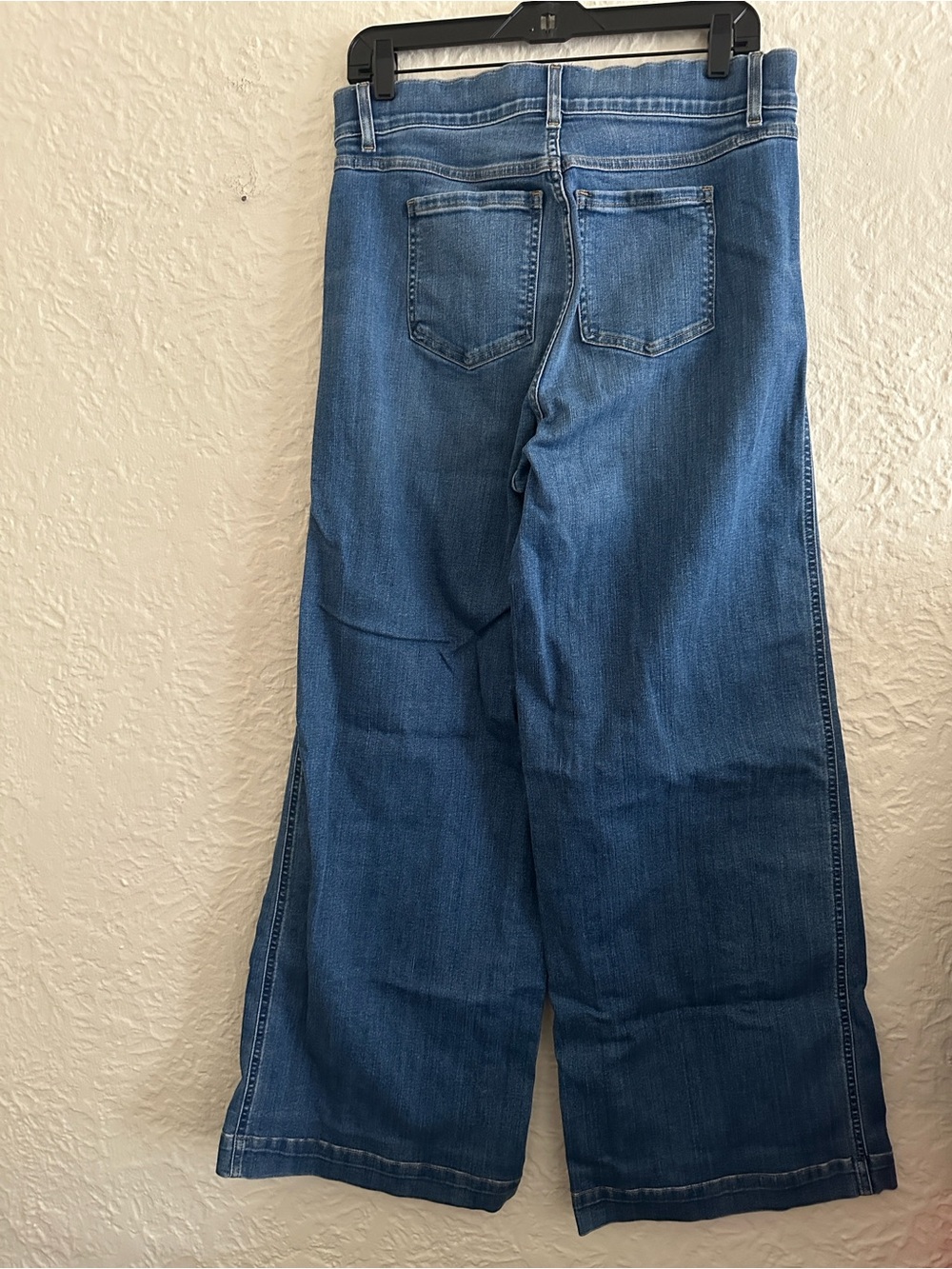 SPANX Seamed Front Wide Leg Pull-On High Rise Flare Jeans Medium Wash Large - Picture 5 of 7